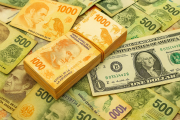 ¿Conviene ahorrar en pesos argentinos o en dólares?