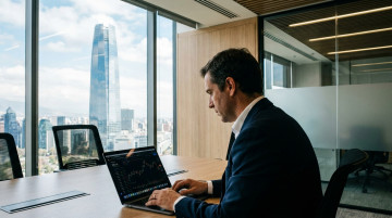 Impacto del precio del dólar hoy en las pymes chilenas y estrategias comerciales 2026