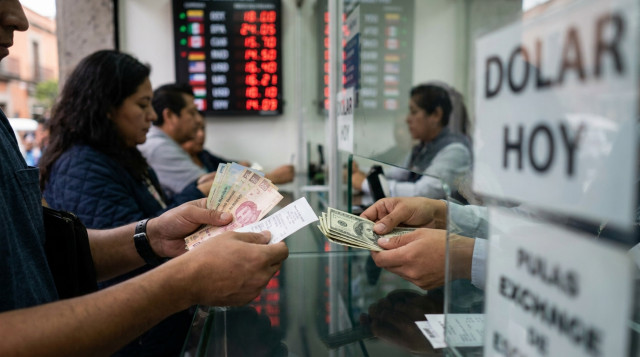 Guía práctica para cambiar dólares en México: comparar tasas, comisiones y seguridad al operar